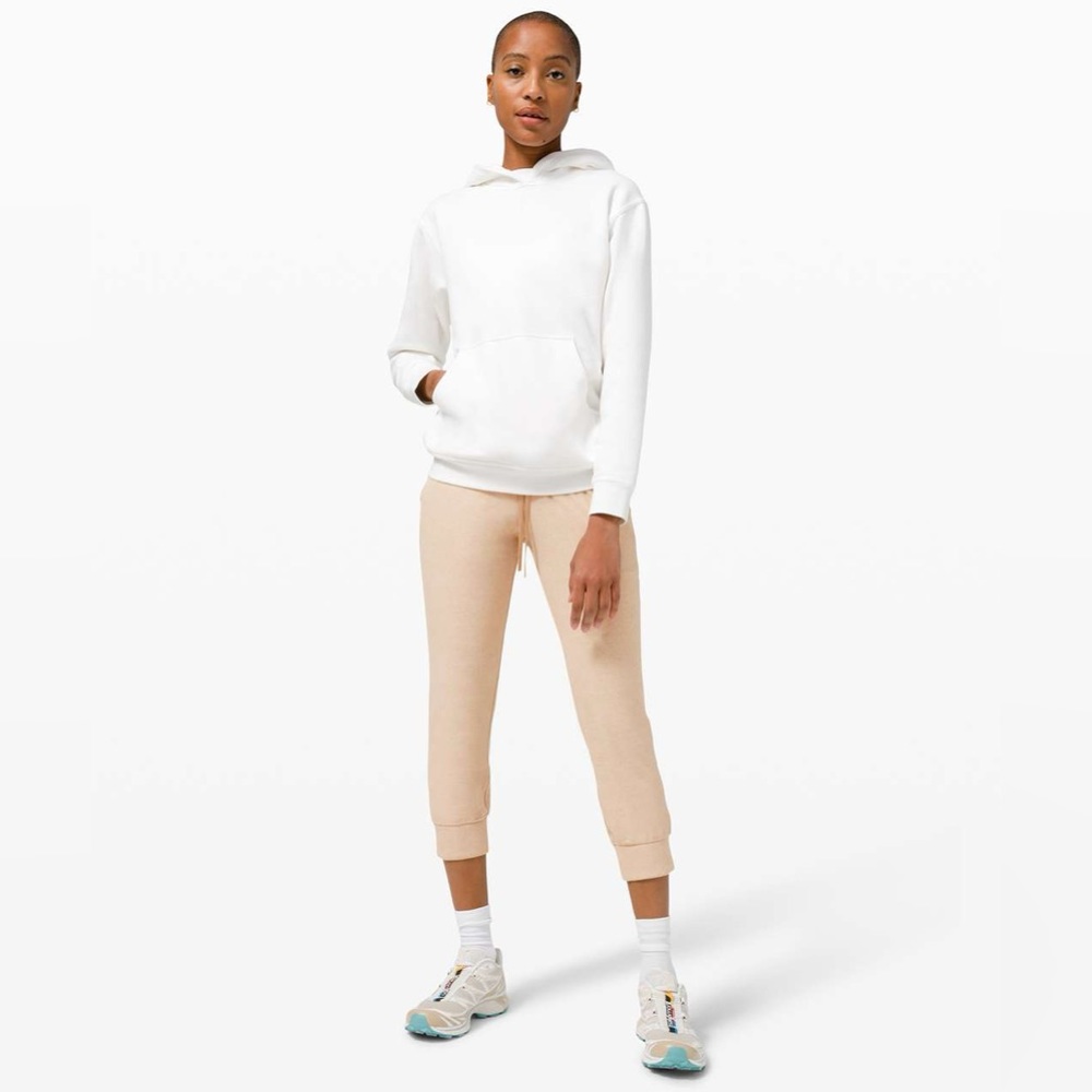 Lululemon Ready to Rulu Jogger Crop in Heathered Cafe Au Lait